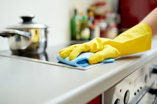 Detailed bathroom cleaning in a Brompton move-out clean